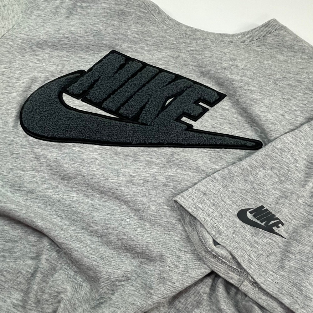 Nike Gray Heather Tee Unique Black Futura Raised Logo Short Sleeve Shirt - Picture 4 of 8
